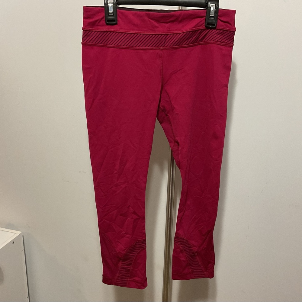 Lululemon Red Crop Leggings Size 6